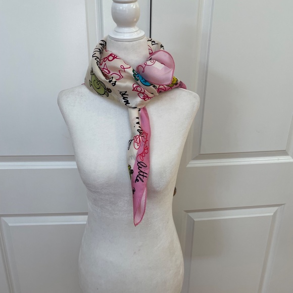 Printed silk twill scarf from Sandro - Picture 4 of 7